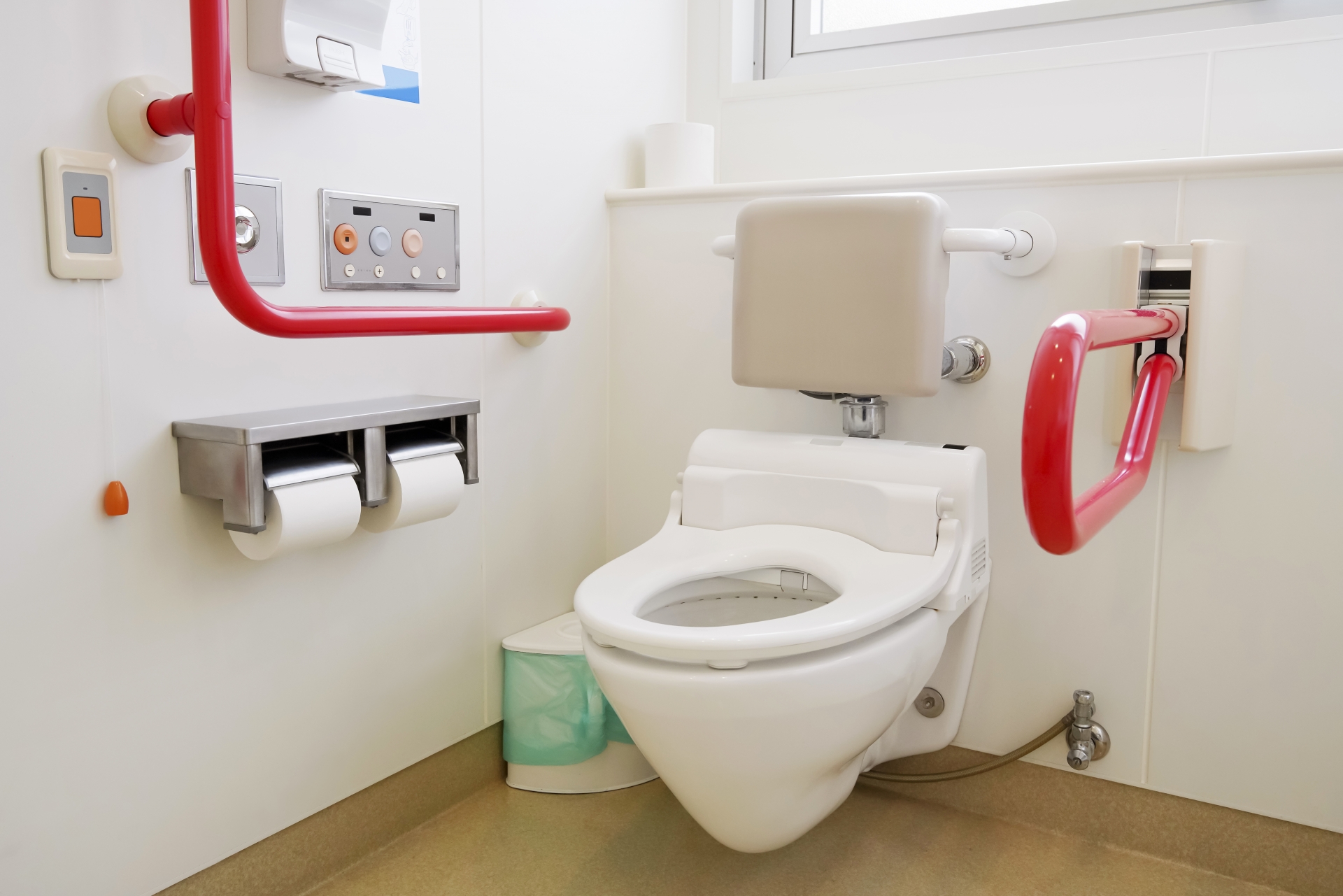 認知症患者のトイレの失敗を予防するには 介護のいろは 大阪の介護施設 老人ホームならカイフクナビ
